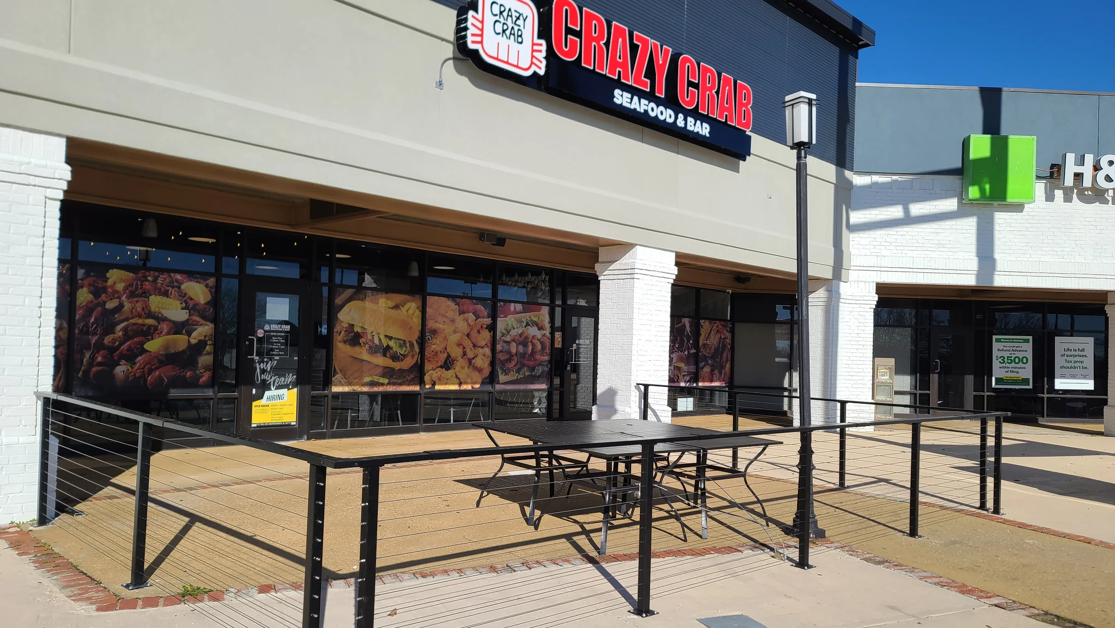 Crazy Crab restaurant overview